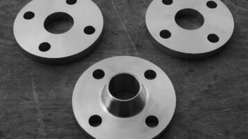 Raccordi e flange in acciaio inox secondo la norma ASTM A182